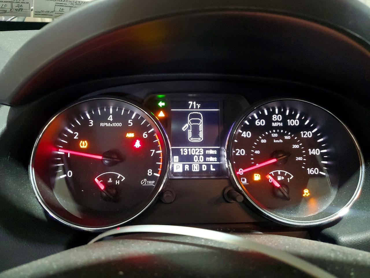 Nissan Rogue S