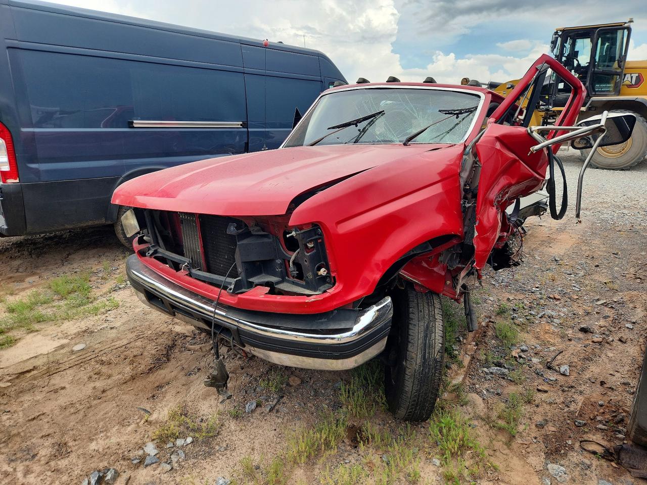 Salvage Ford F-350 Image