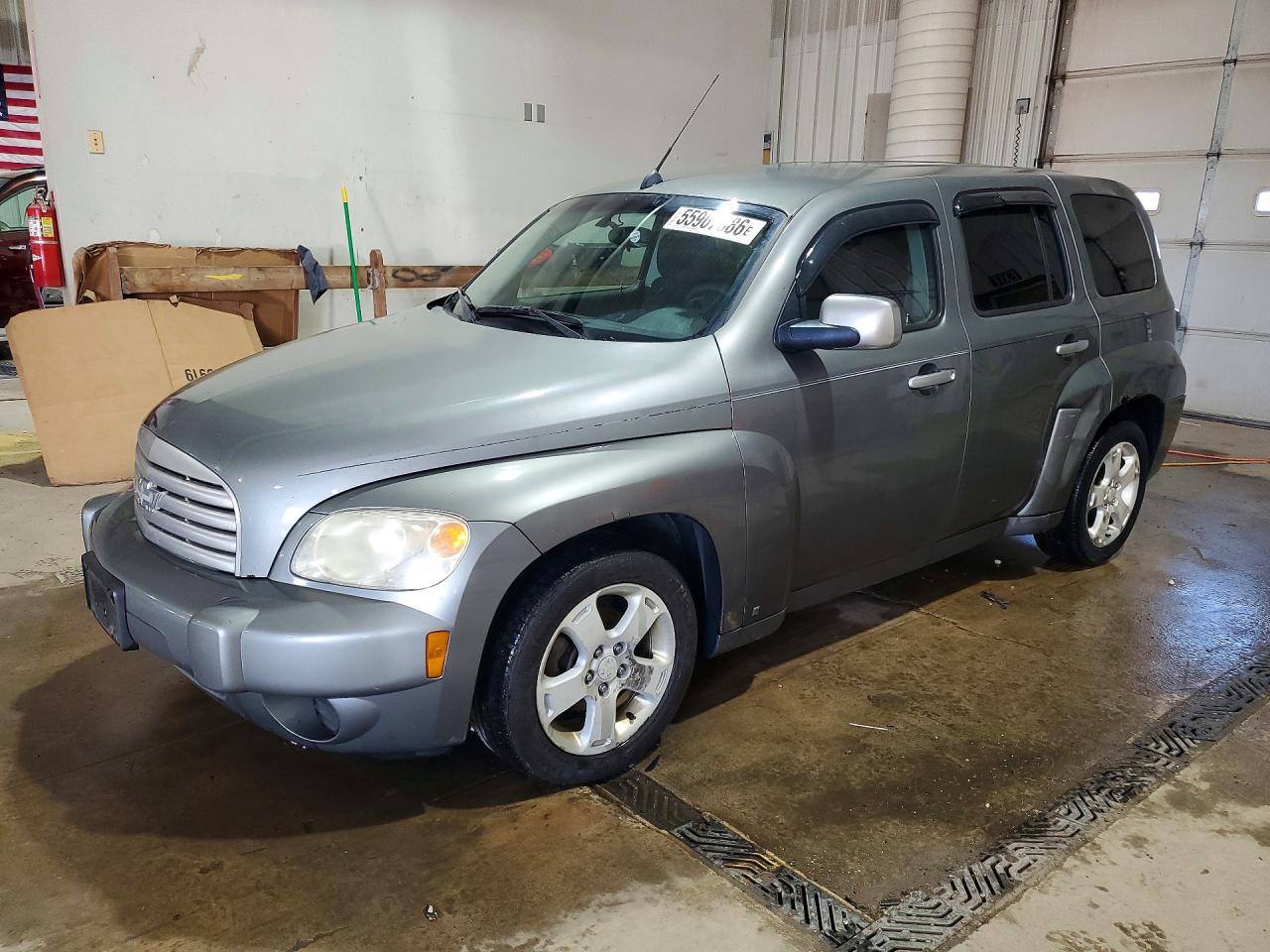 Salvage Chevrolet HHR Image