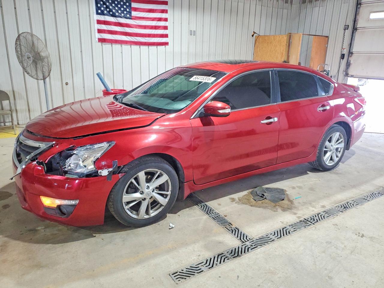 Salvage Nissan Altima Image