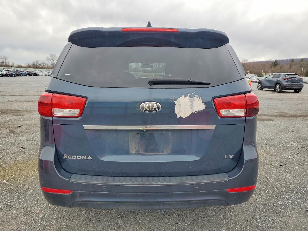 Kia Sedona Lx
