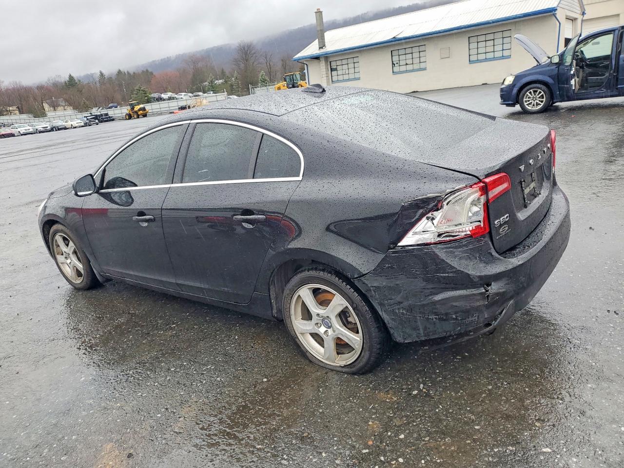 Volvo S60 T5