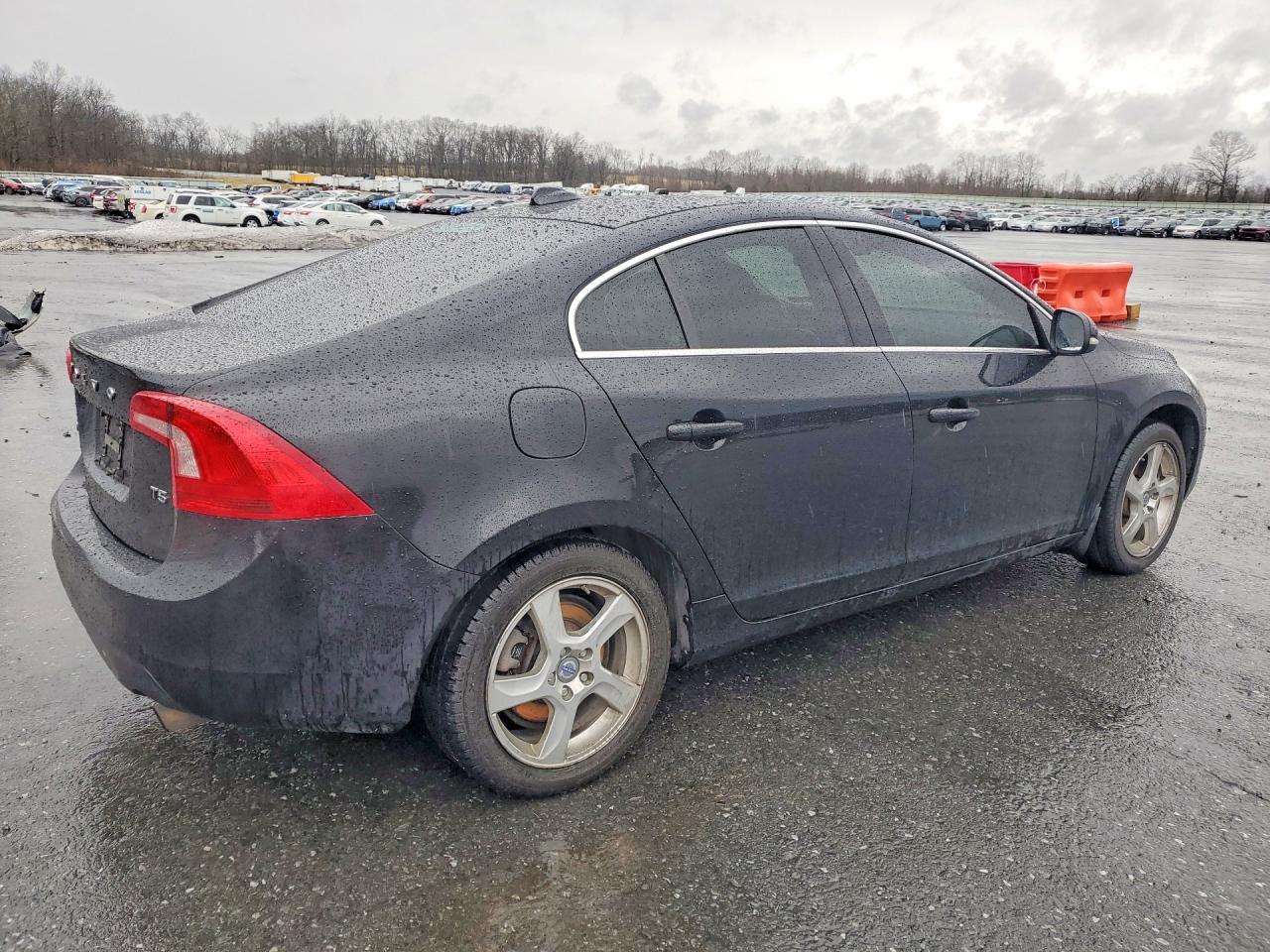 Volvo S60 T5