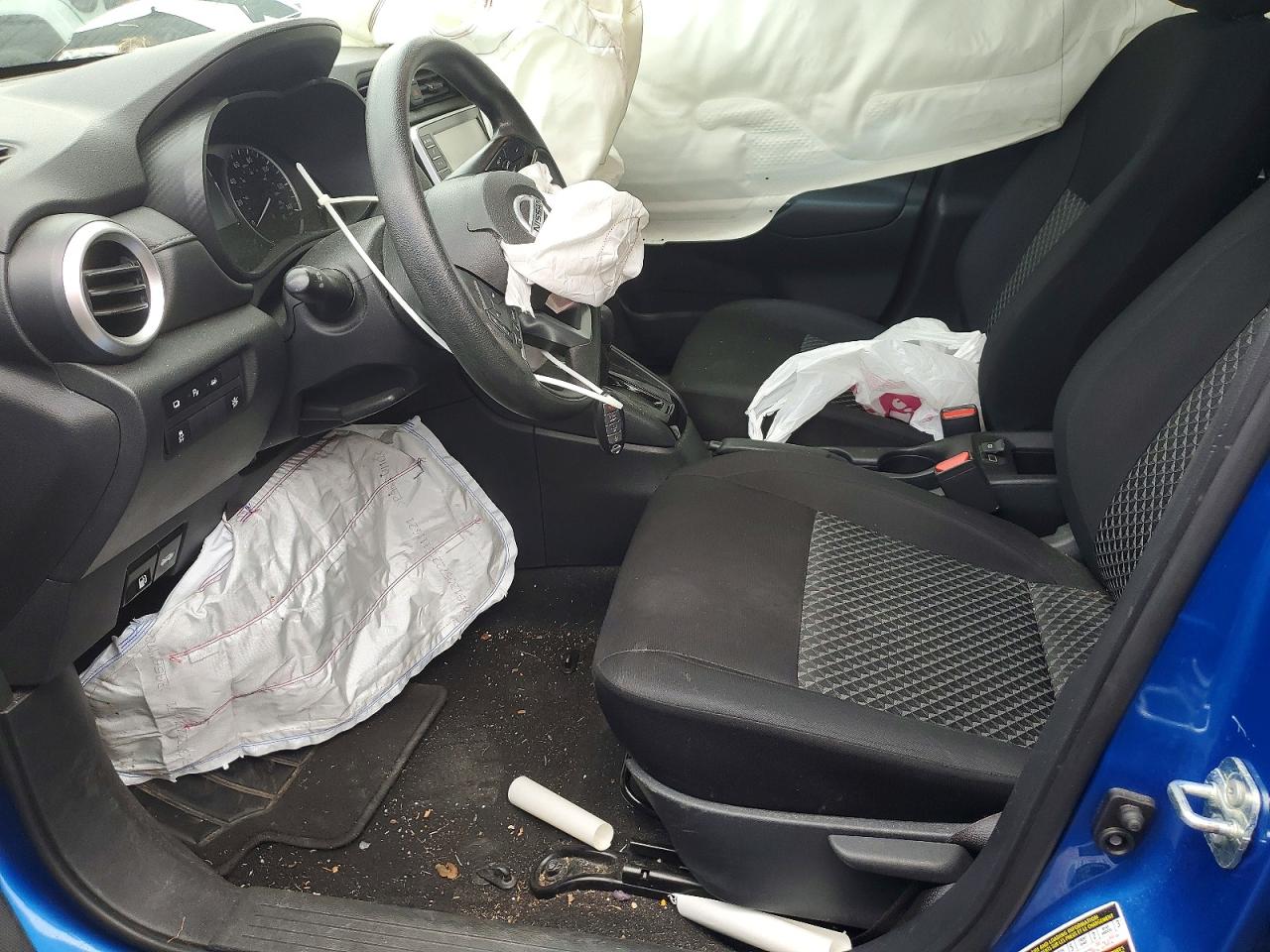 Nissan Versa S