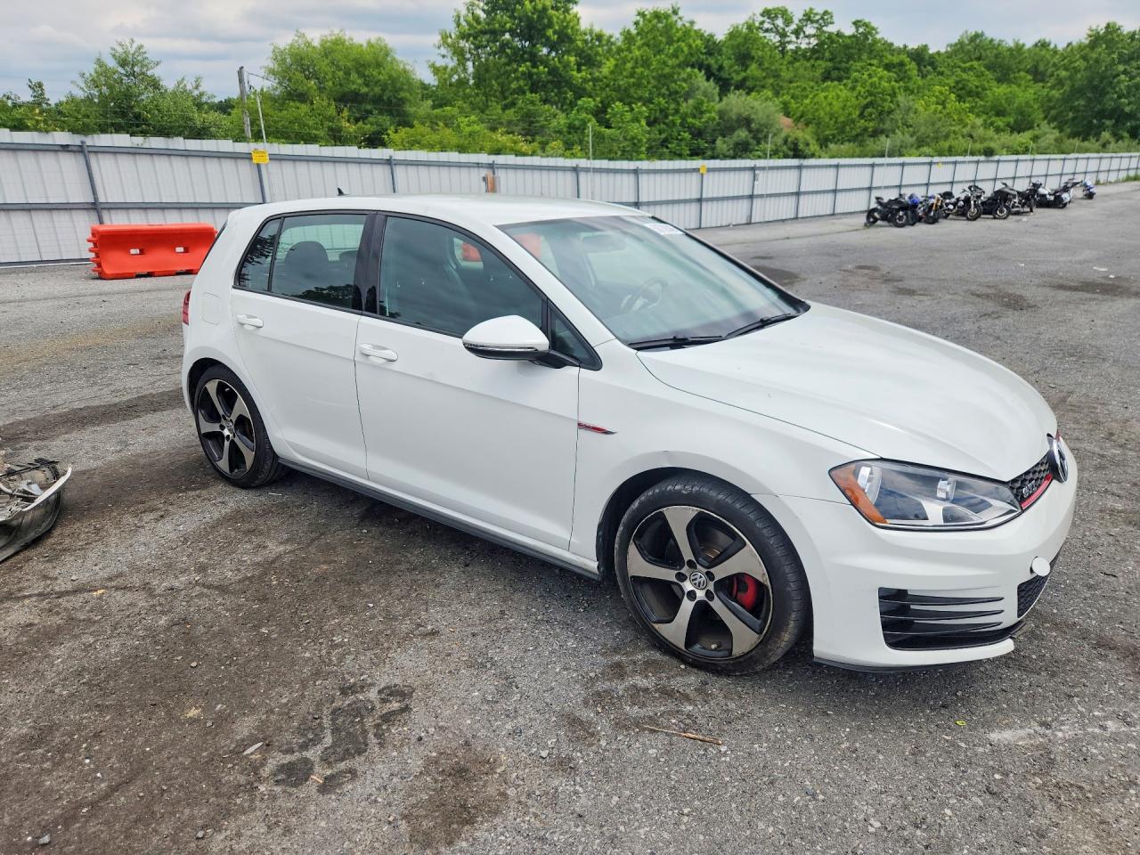 Volkswagen GTI S