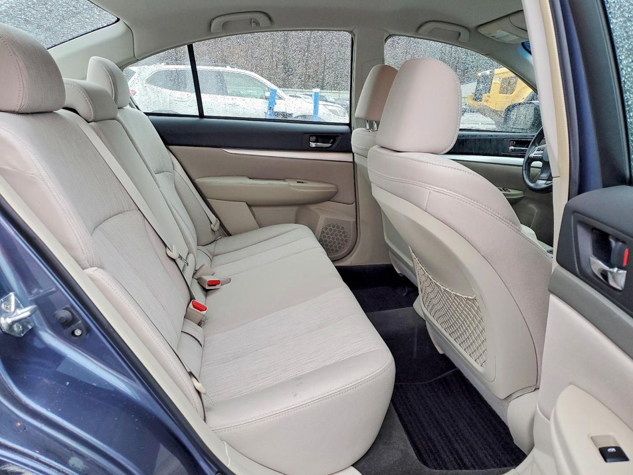 Subaru Legacy 2.5i Premium