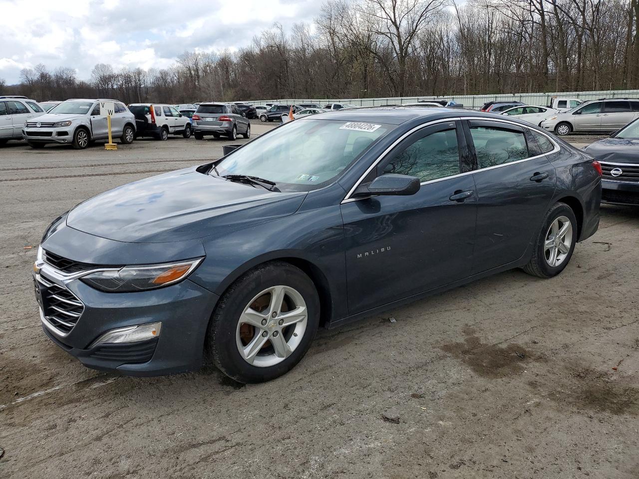Salvage Chevrolet Malibu Image