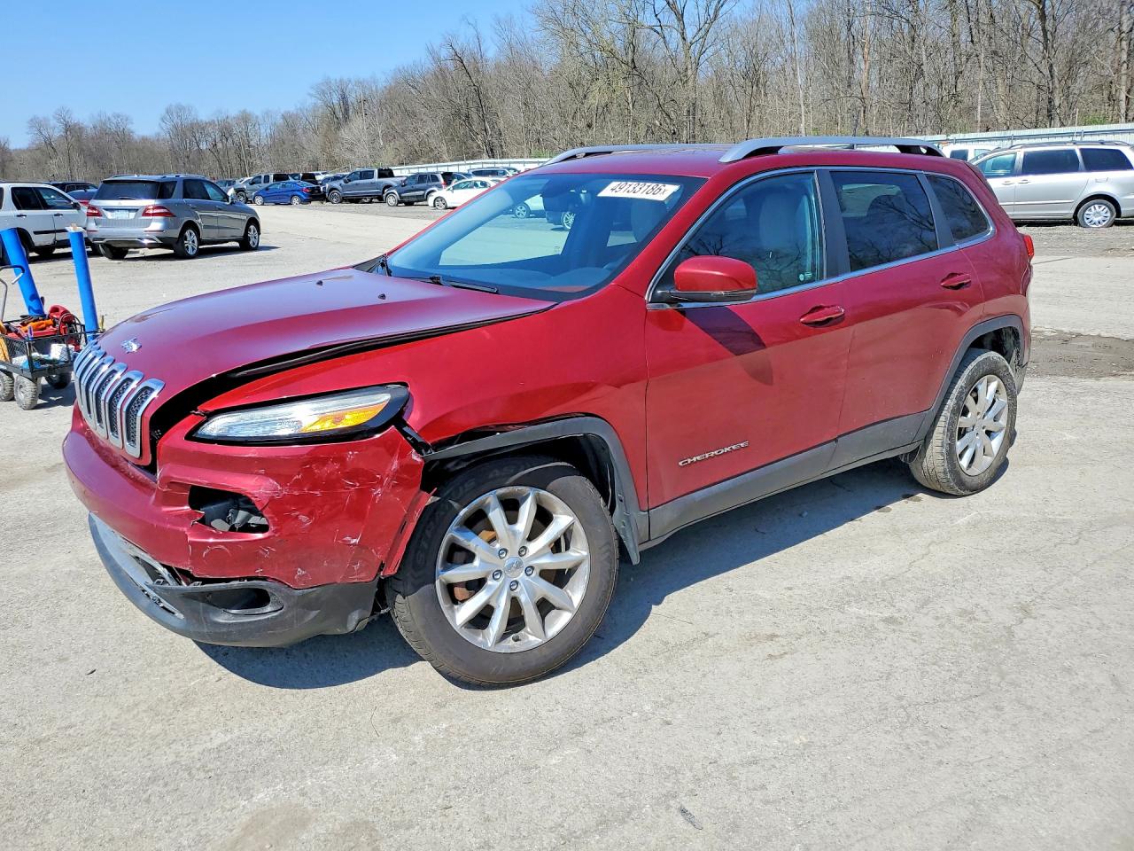Salvage Jeep Cherokee Image
