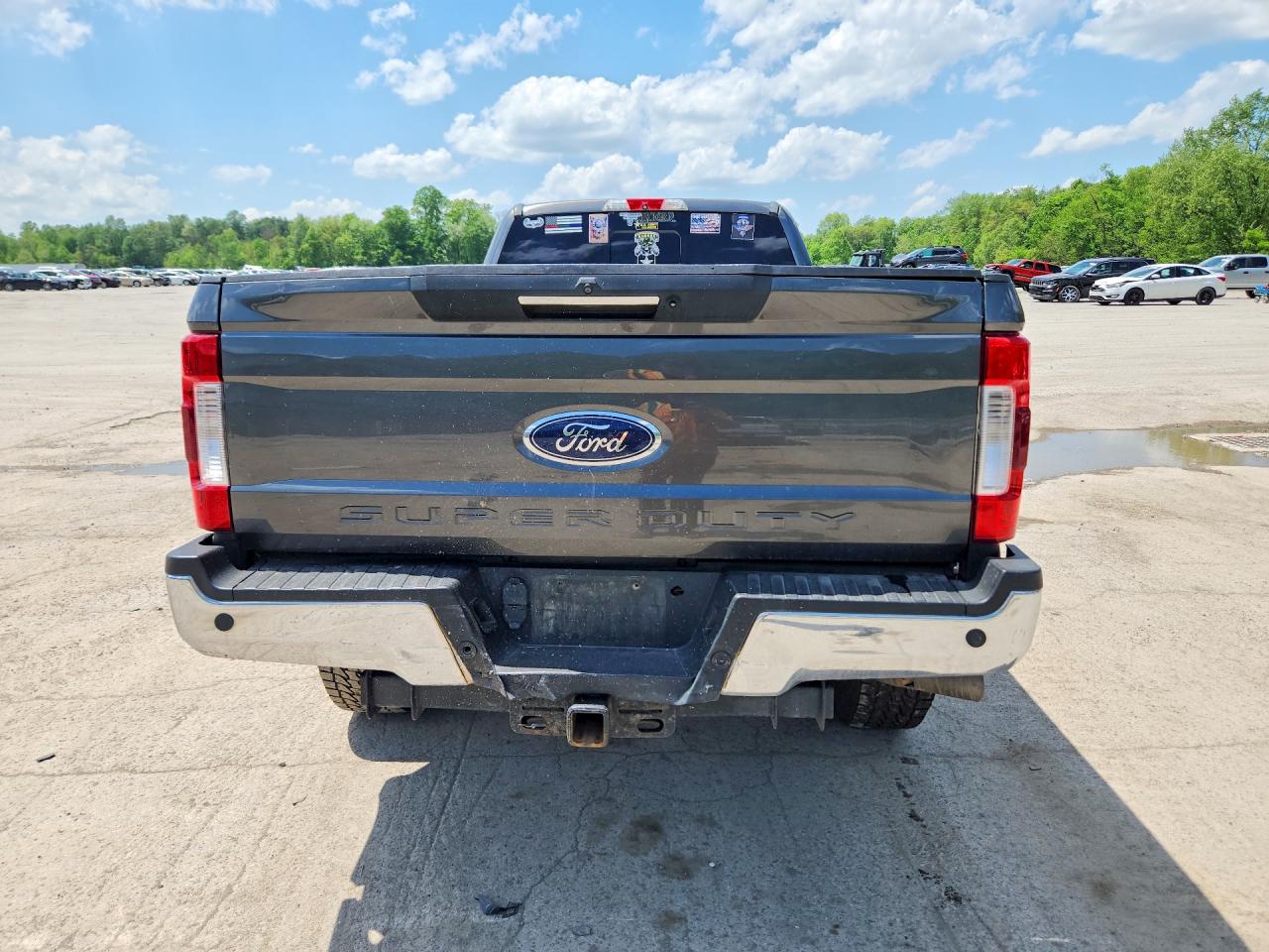 Ford F-250 Super Duty