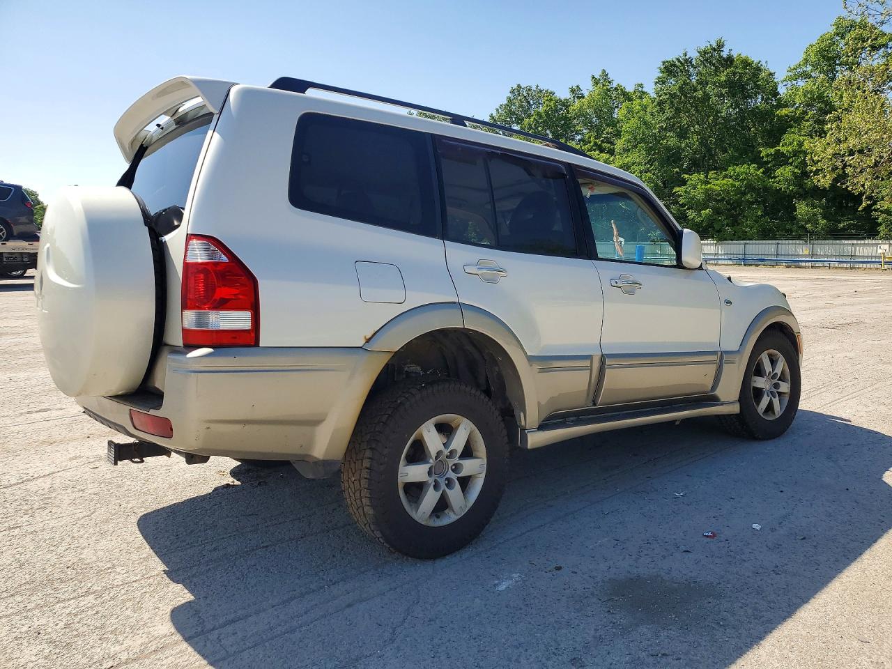Mitsubishi Montero Limited