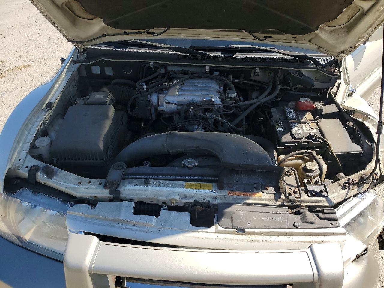 Mitsubishi Montero Limited