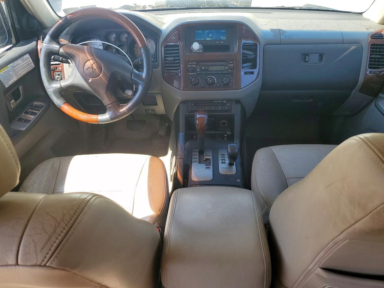 Mitsubishi Montero Limited