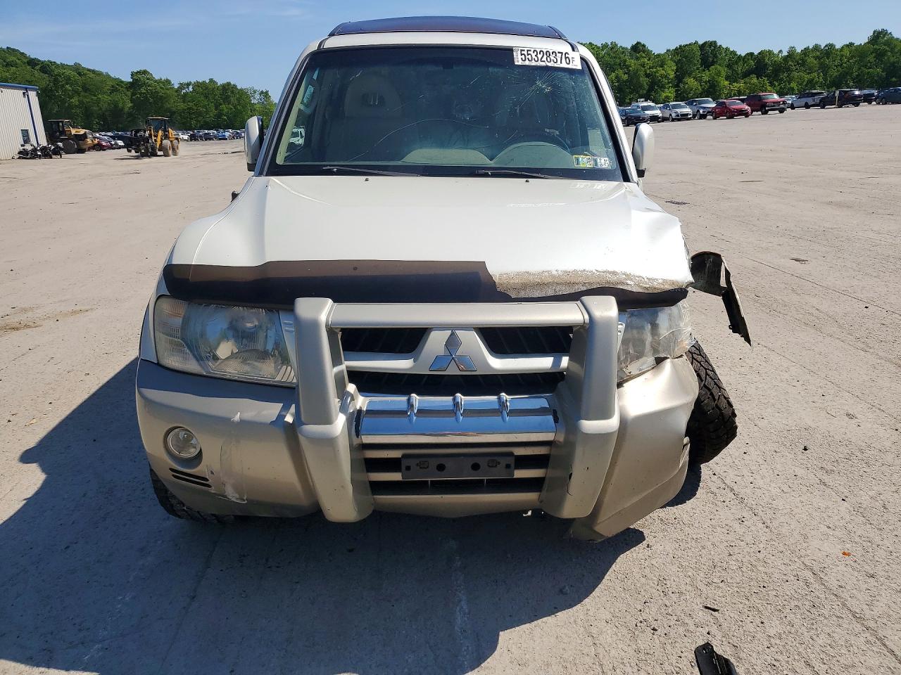 Mitsubishi Montero Limited