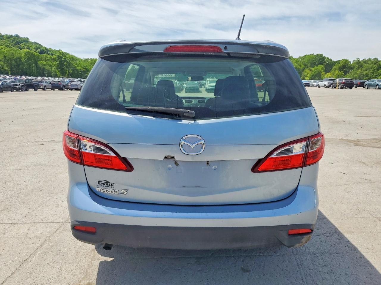 Mazda 5