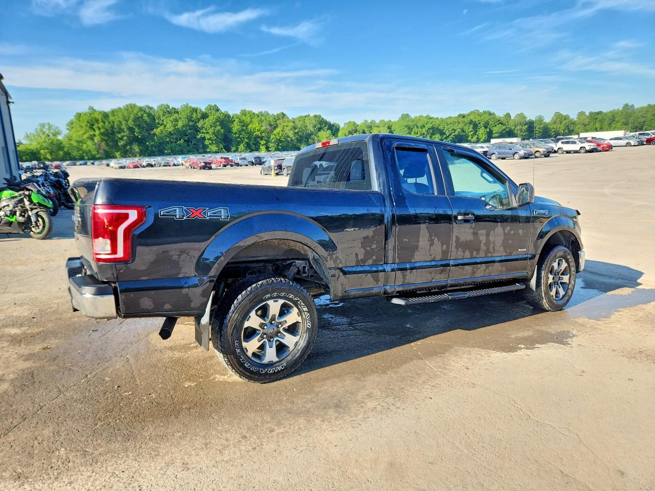Ford F-150 Super Cab