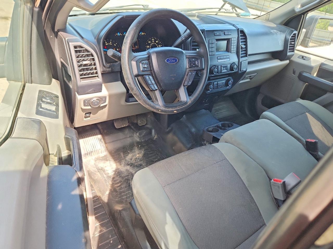 Ford F-150 Super Cab