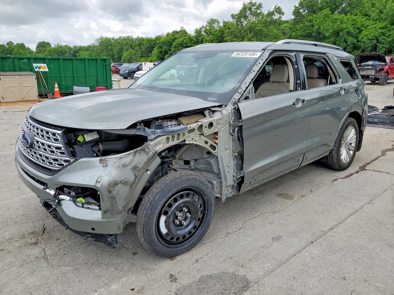 Salvage Ford Explorer Image