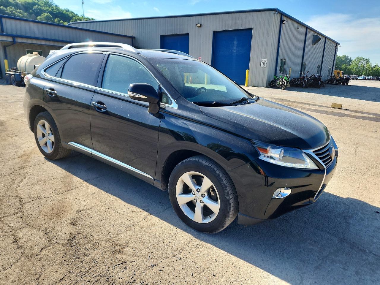 Lexus RX Base