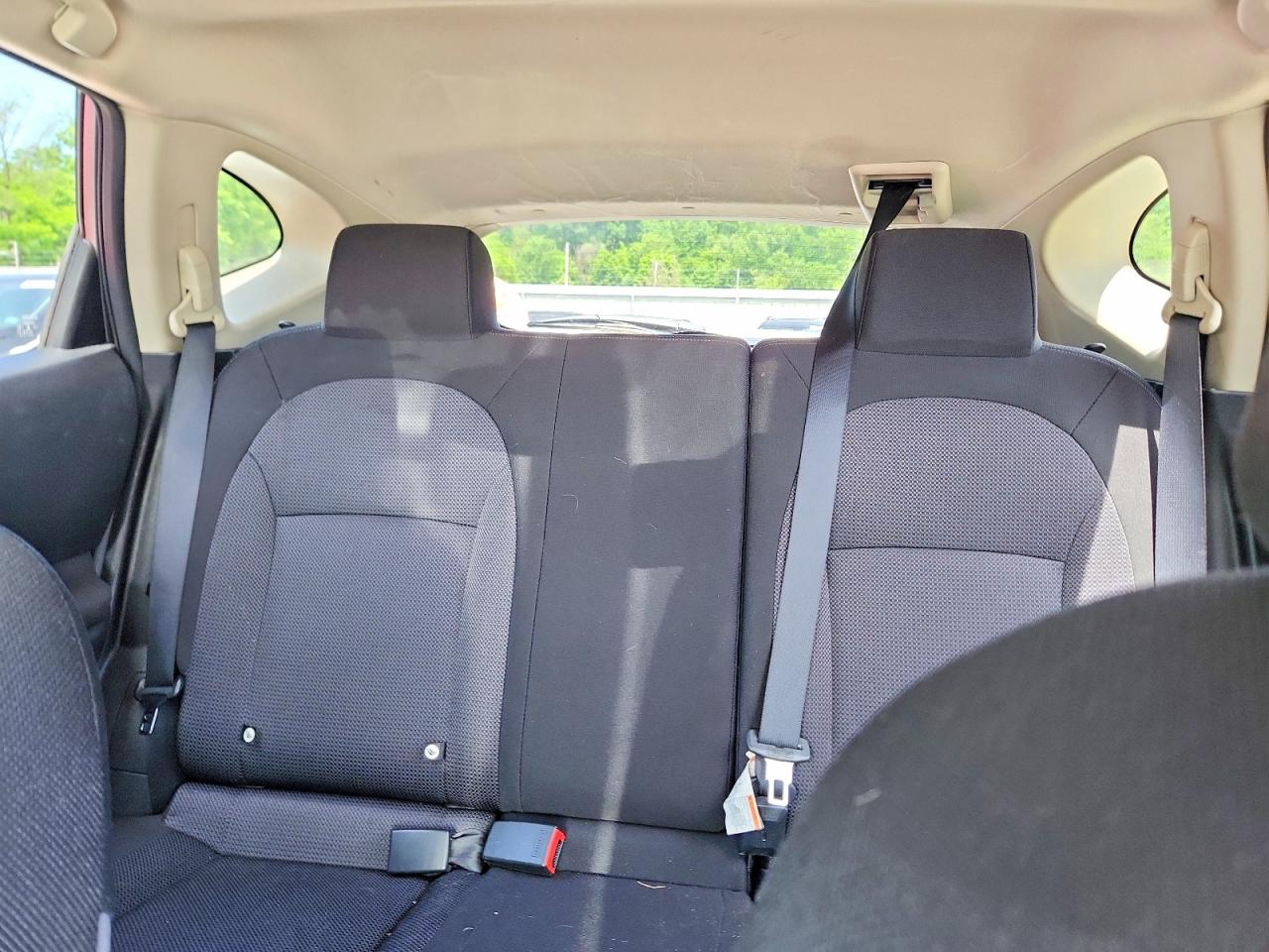 Nissan Rogue S