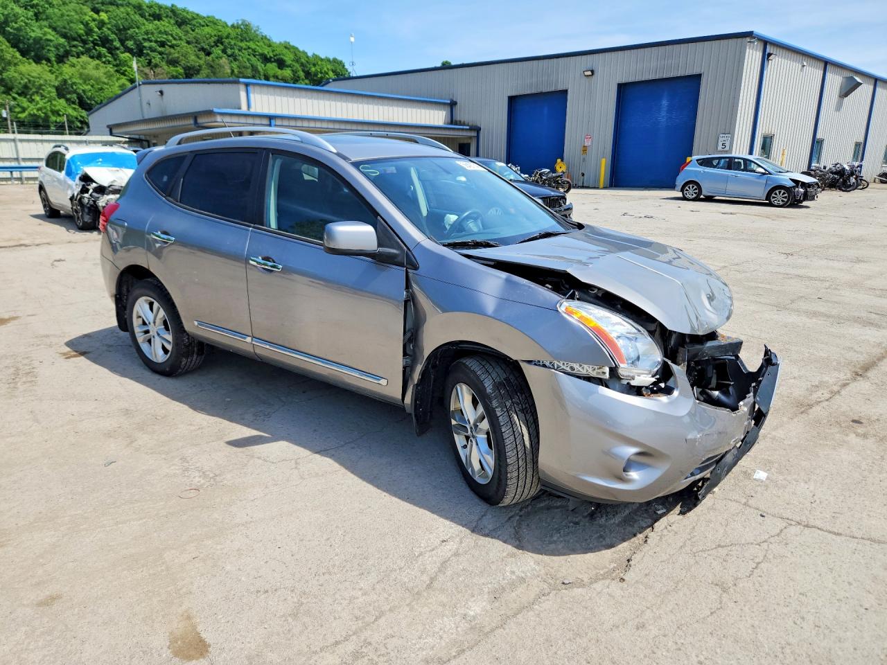 Nissan Rogue S