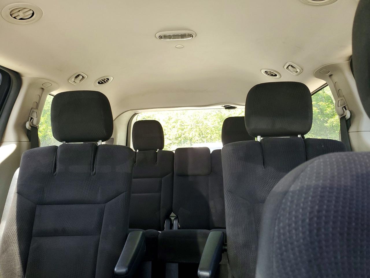 Dodge Caravan Sxt