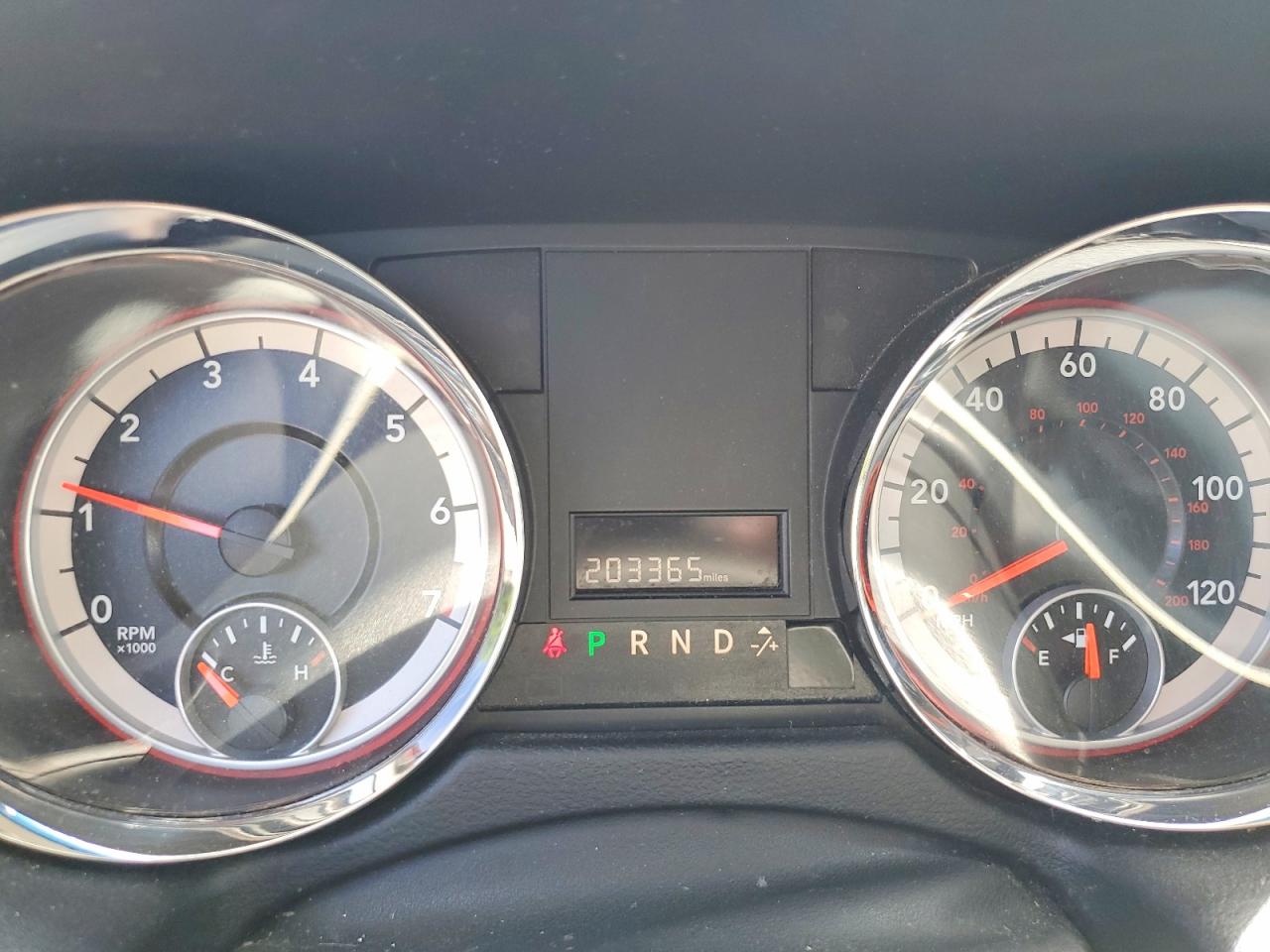 Dodge Caravan Sxt