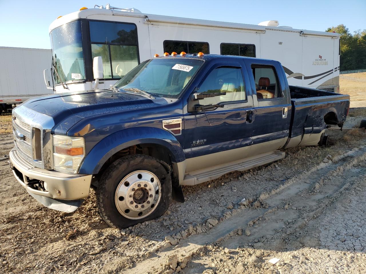 Salvage Ford F-450 Image