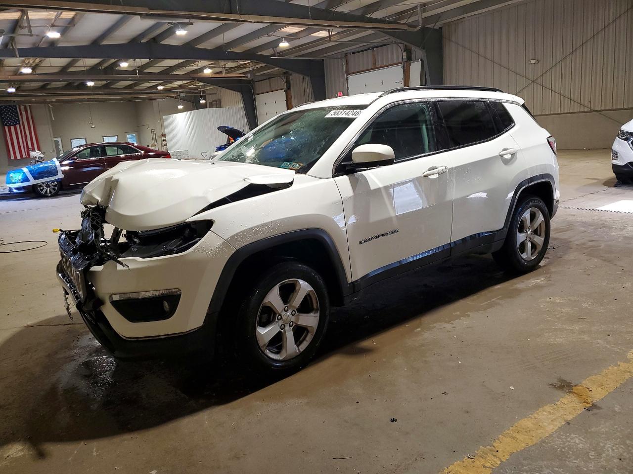 Salvage Jeep Compass Image