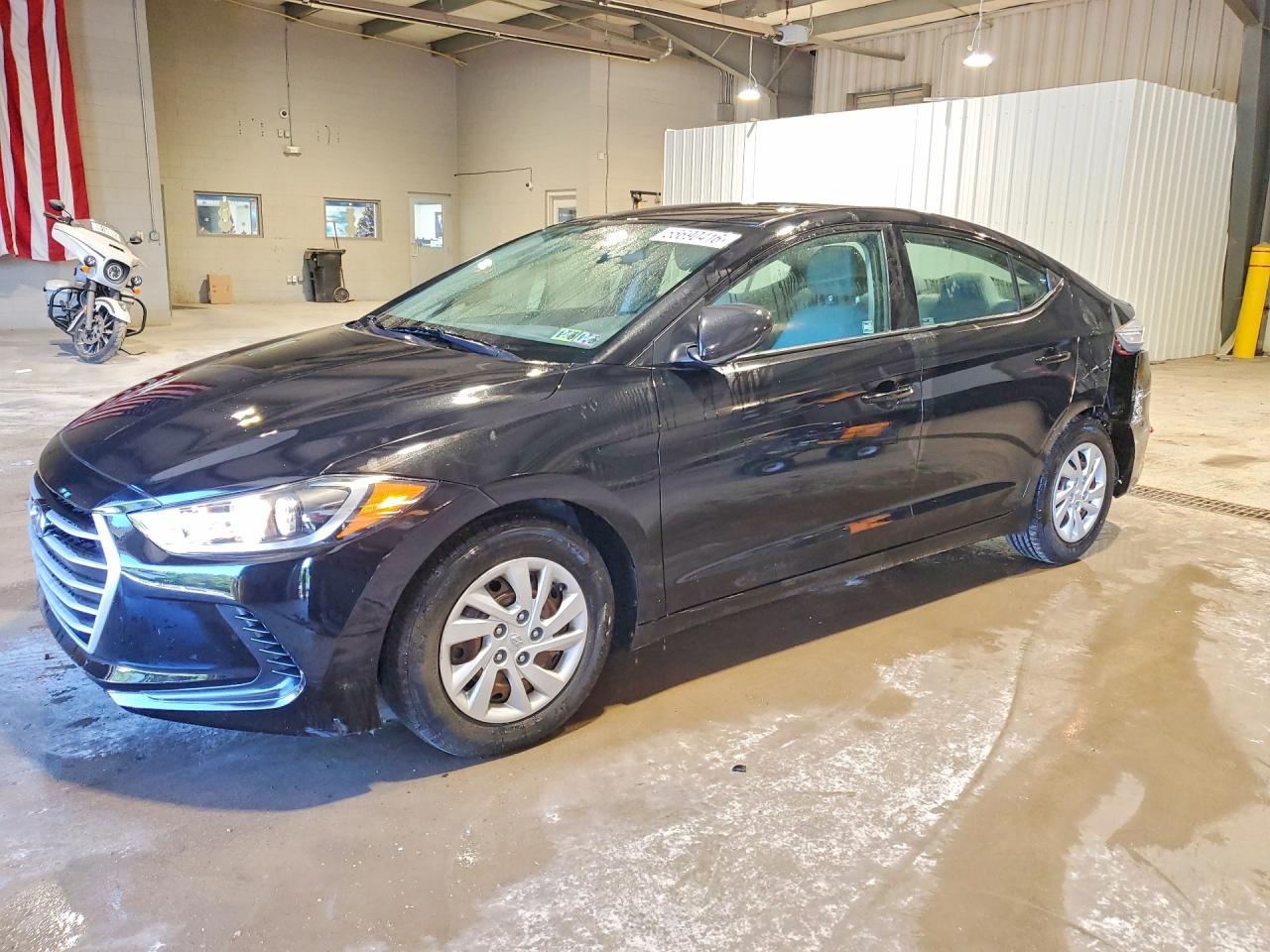 Salvage Hyundai ELANTRA Image