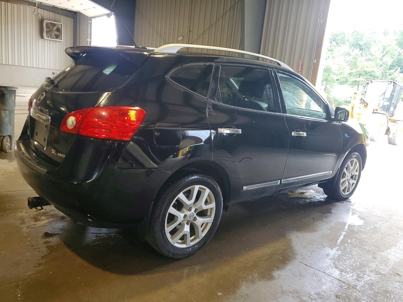 Nissan Rogue S