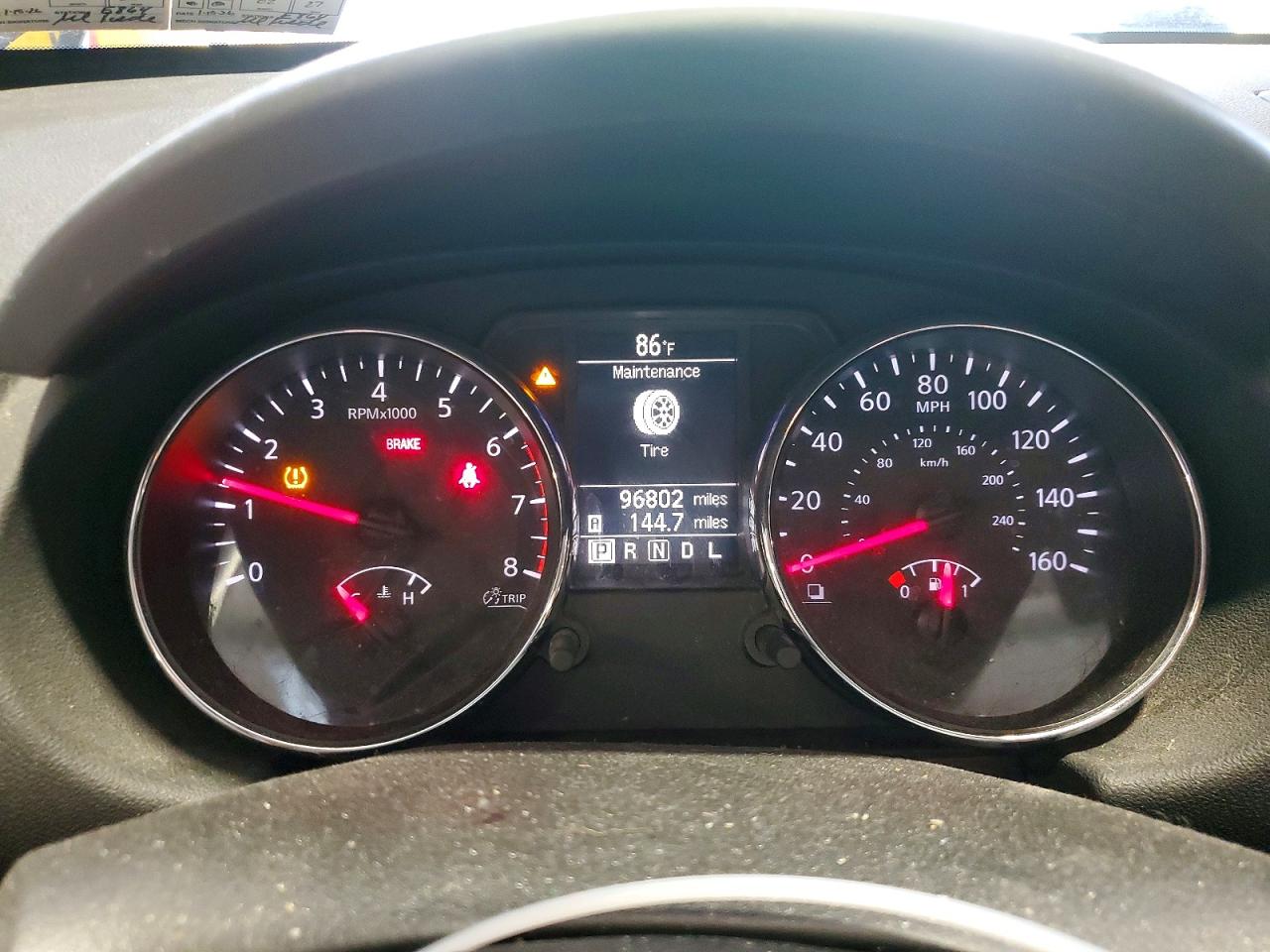 Nissan Rogue S