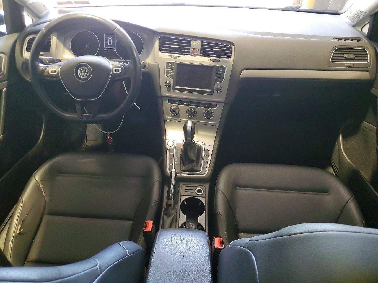 Volkswagen Golf S