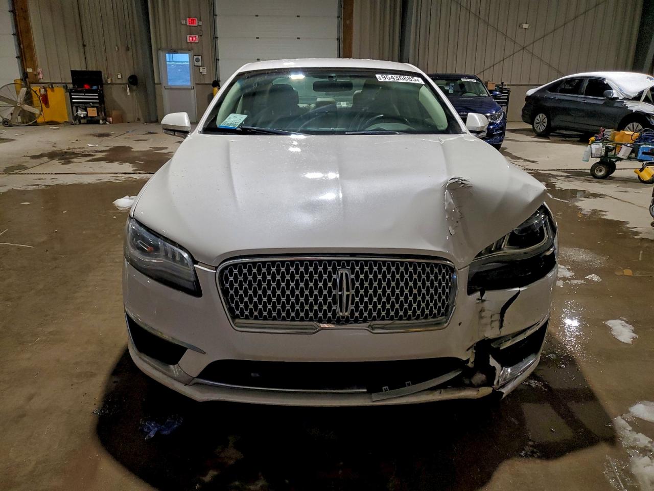 Lincoln MKZ Premiere