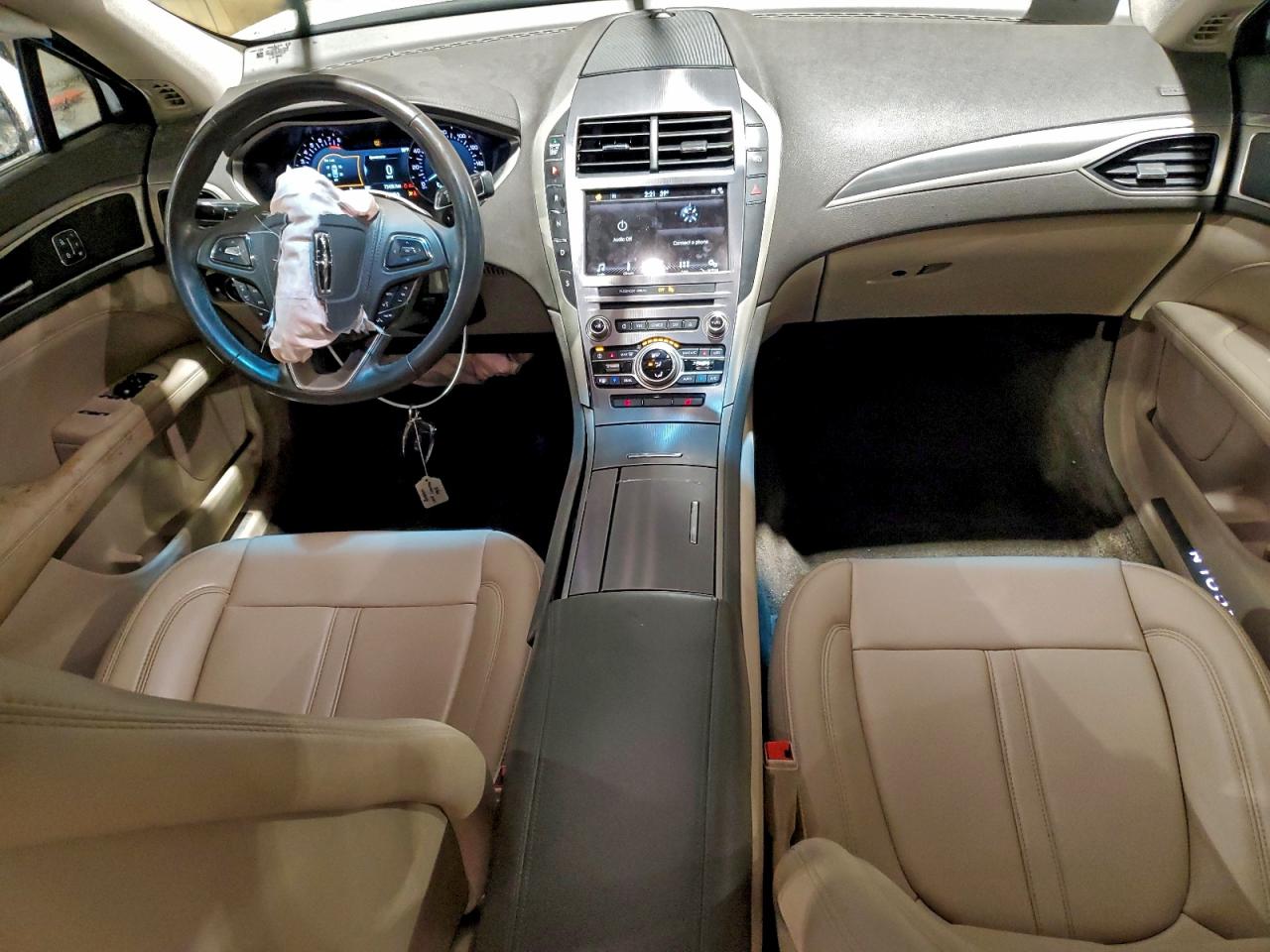 Lincoln MKZ Premiere