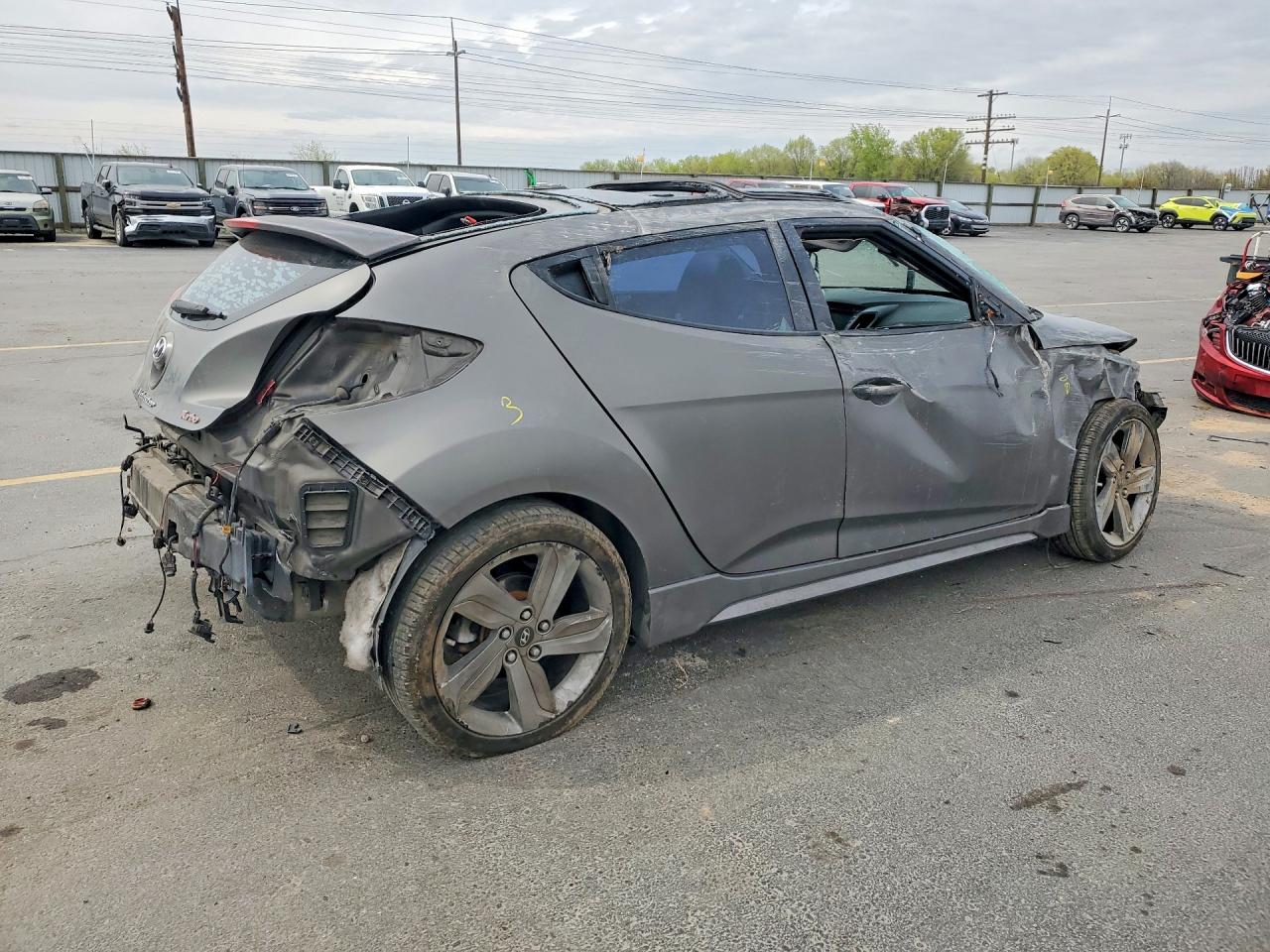 Hyundai VELOSTER Turbo