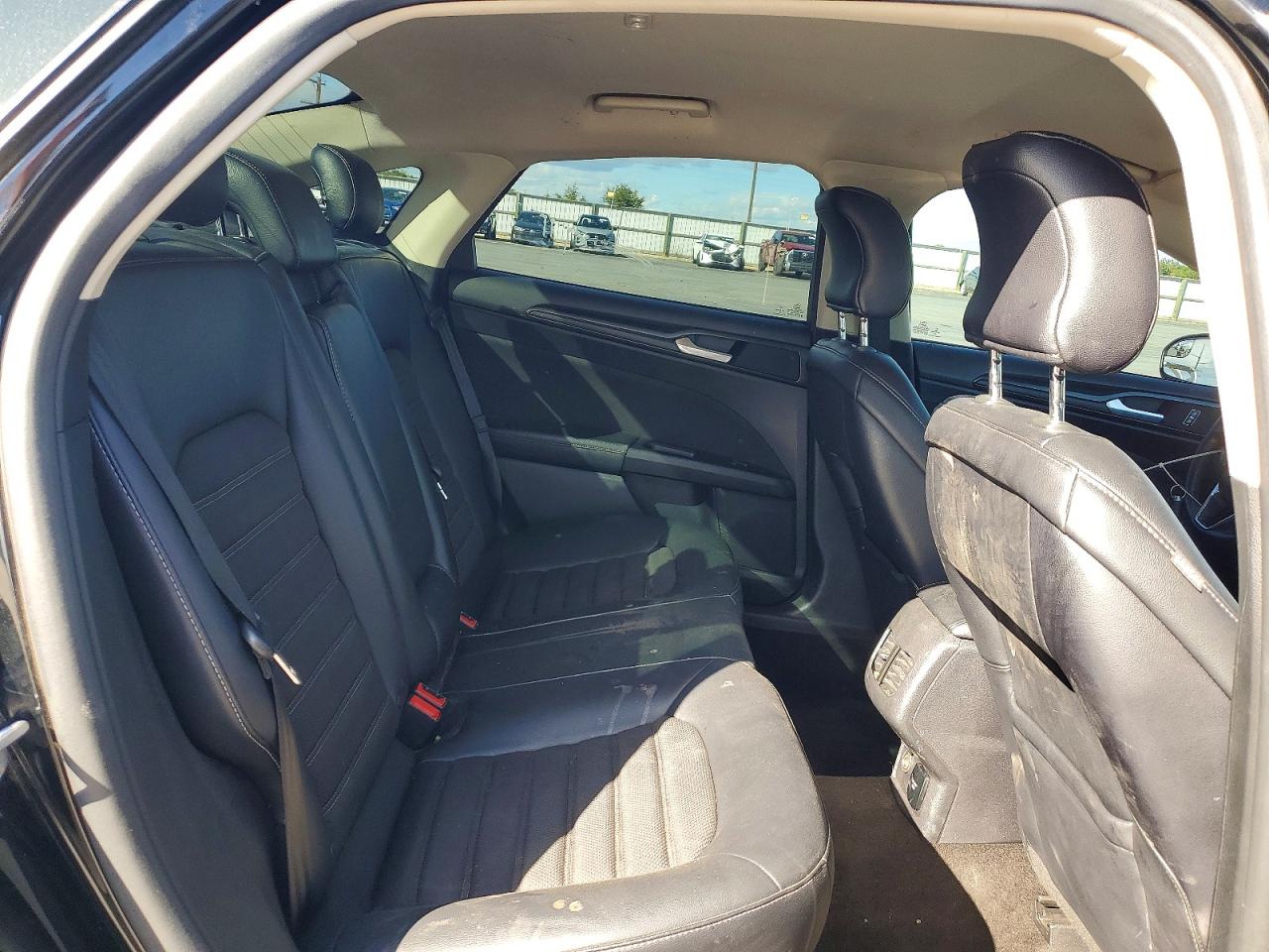 Ford Fusion Se Hybrid