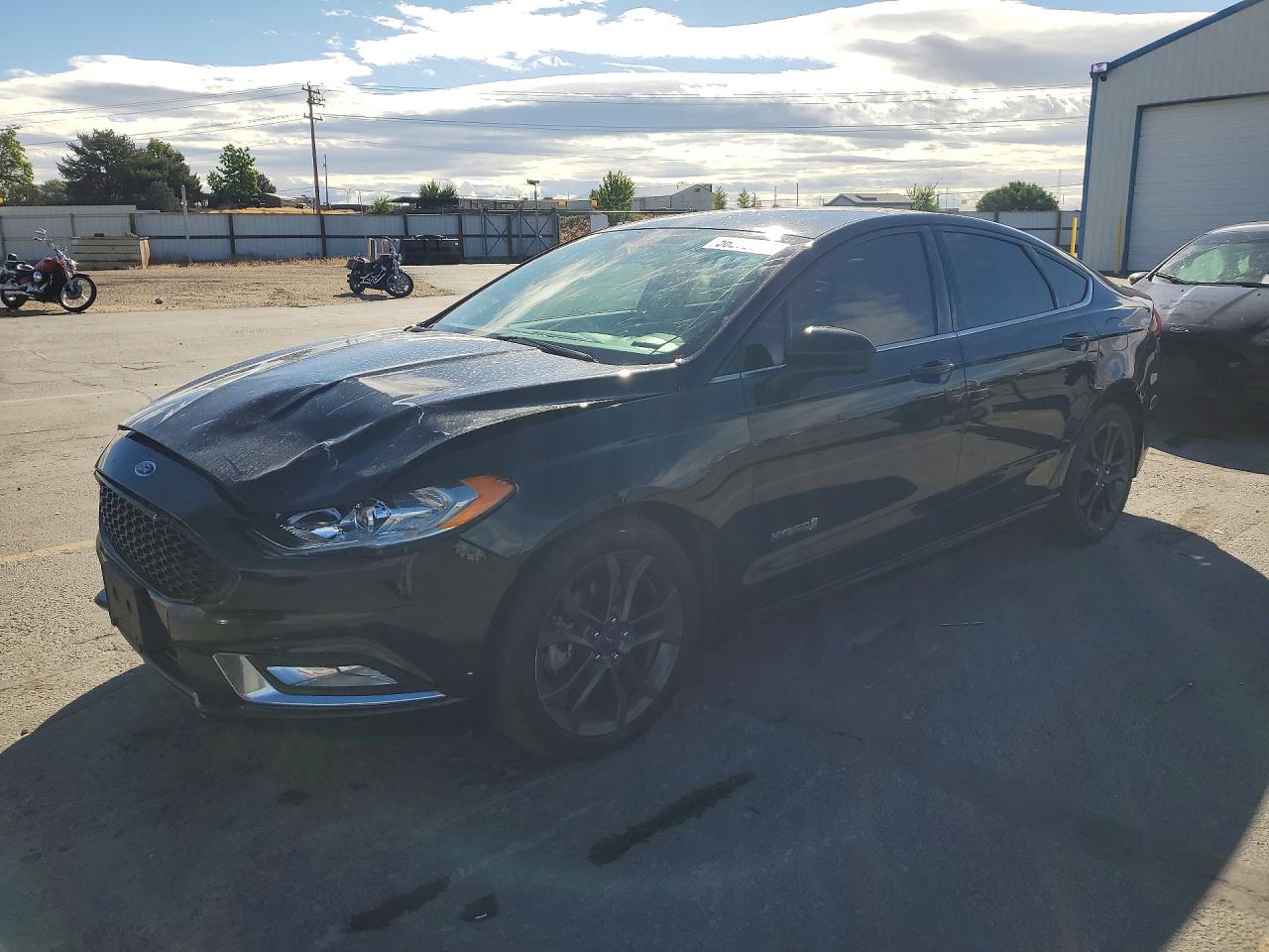 Salvage Ford Fusion Image