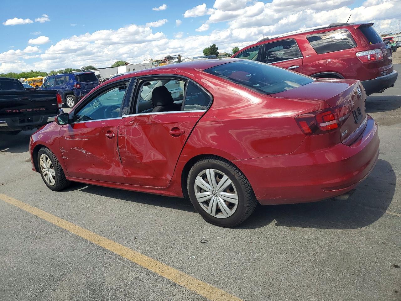 Volkswagen Jetta S