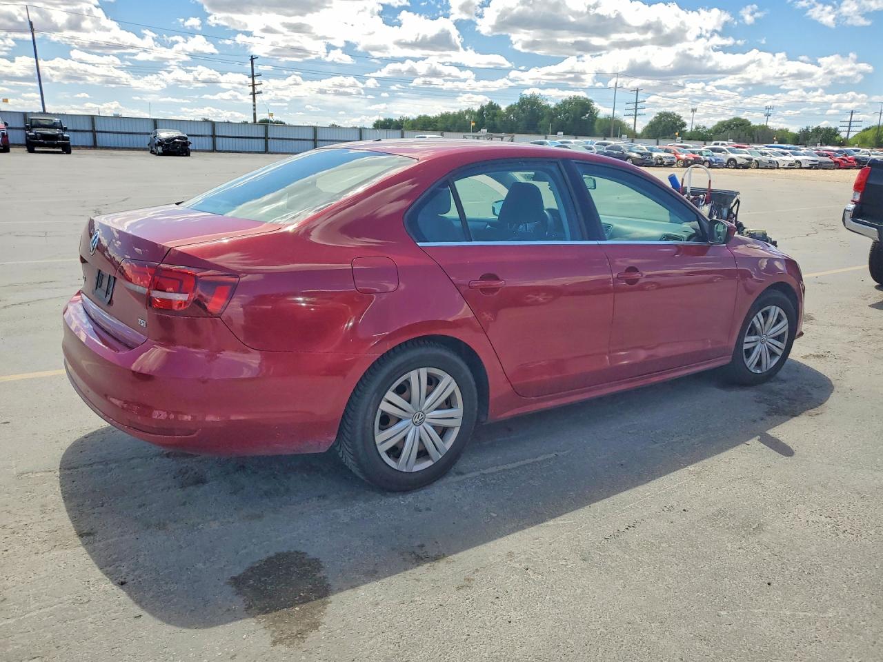Volkswagen Jetta S