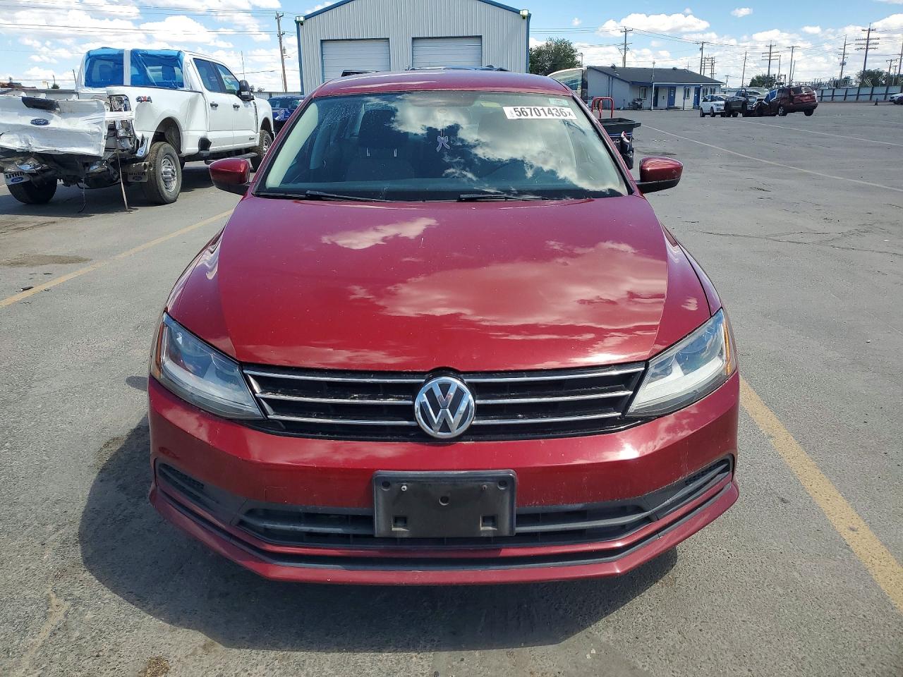 Volkswagen Jetta S
