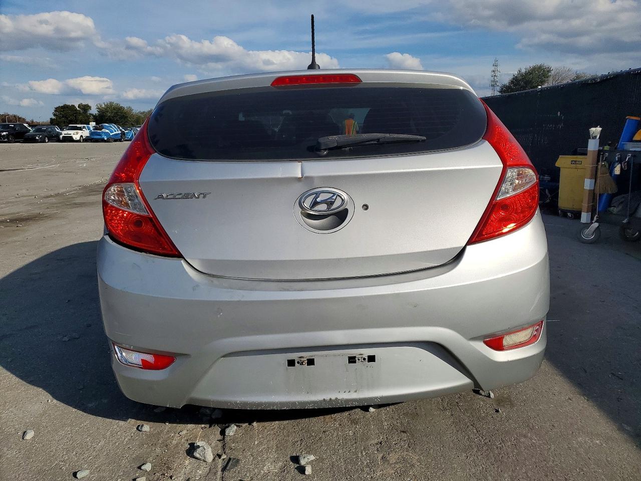Hyundai ACCENT Se
