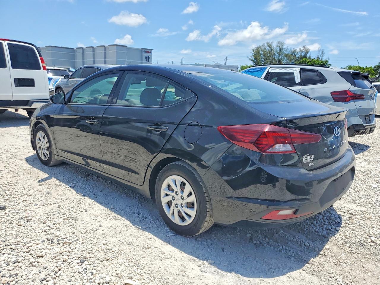Hyundai ELANTRA Se