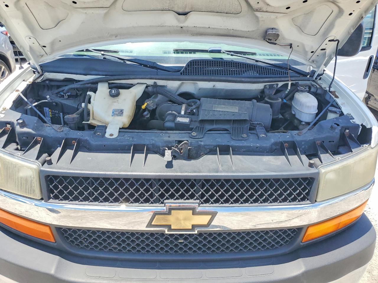 Chevrolet Express Lt