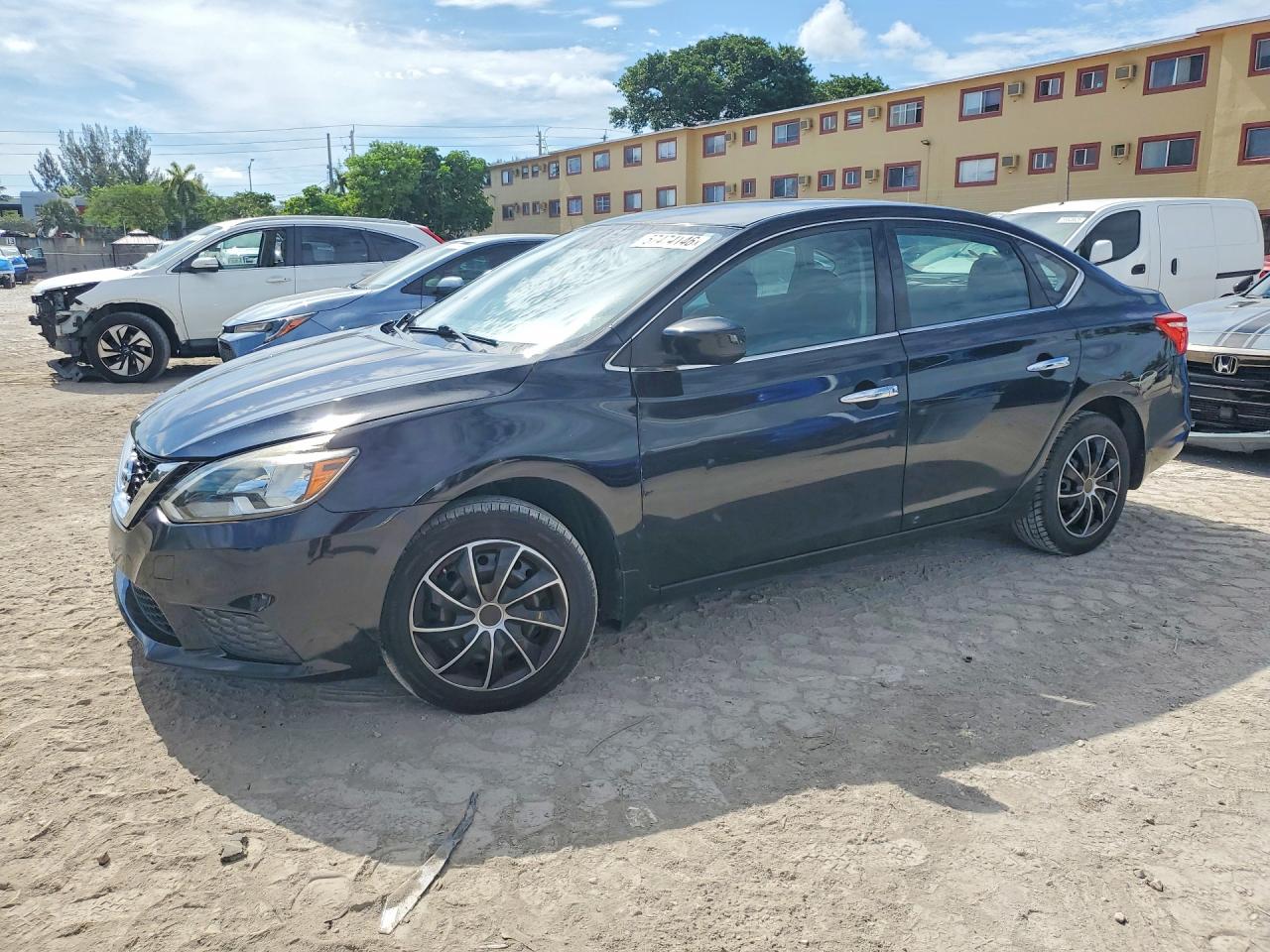 Salvage Nissan Sentra Image