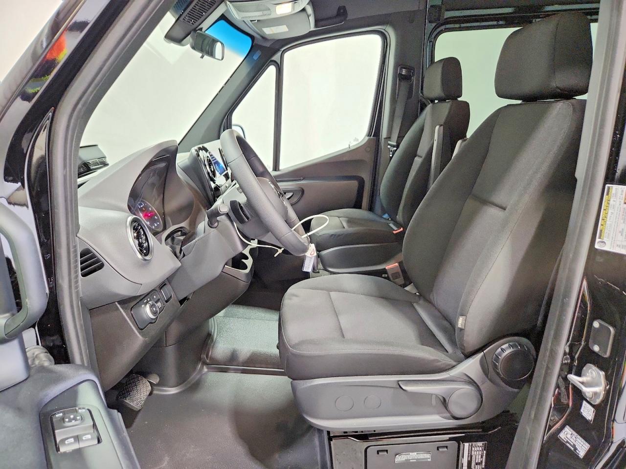 Mercedes-Benz Sprinter 2500