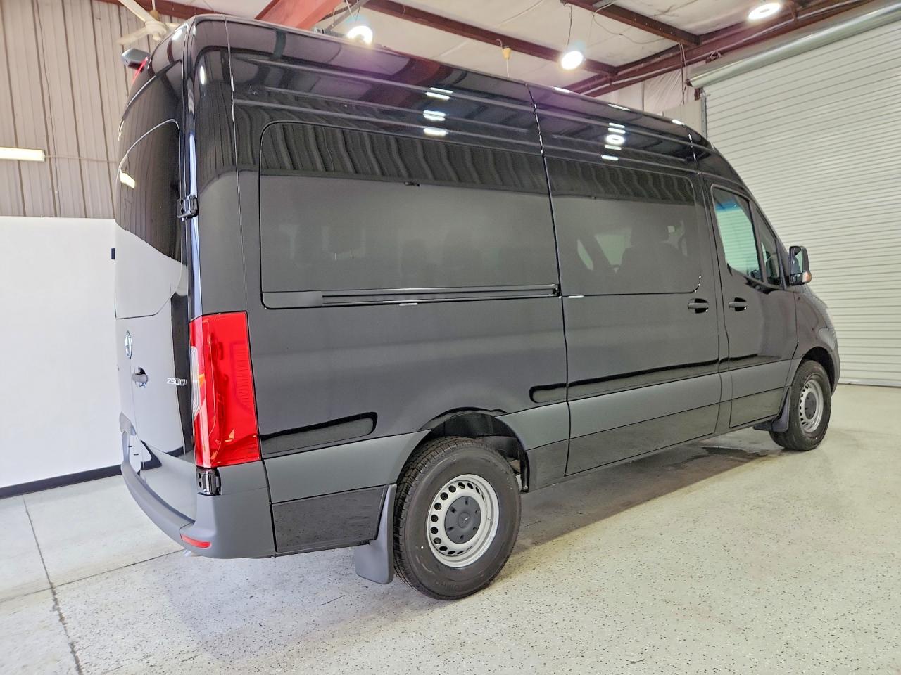 Mercedes-Benz Sprinter 2500