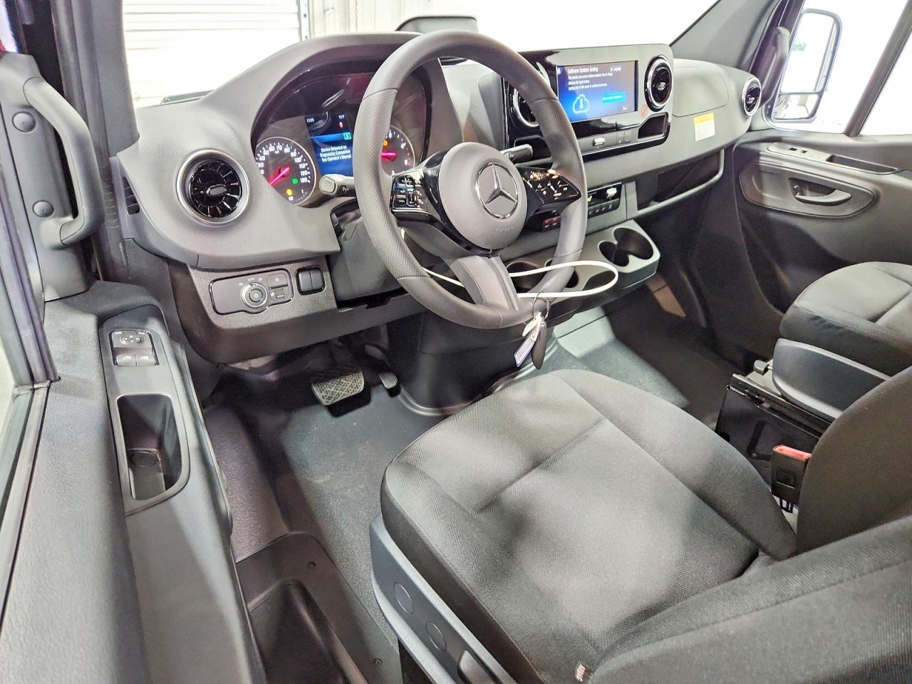 Mercedes-Benz Sprinter 2500