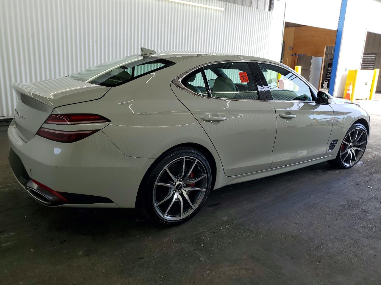 Genesis G70 2.5t Standard