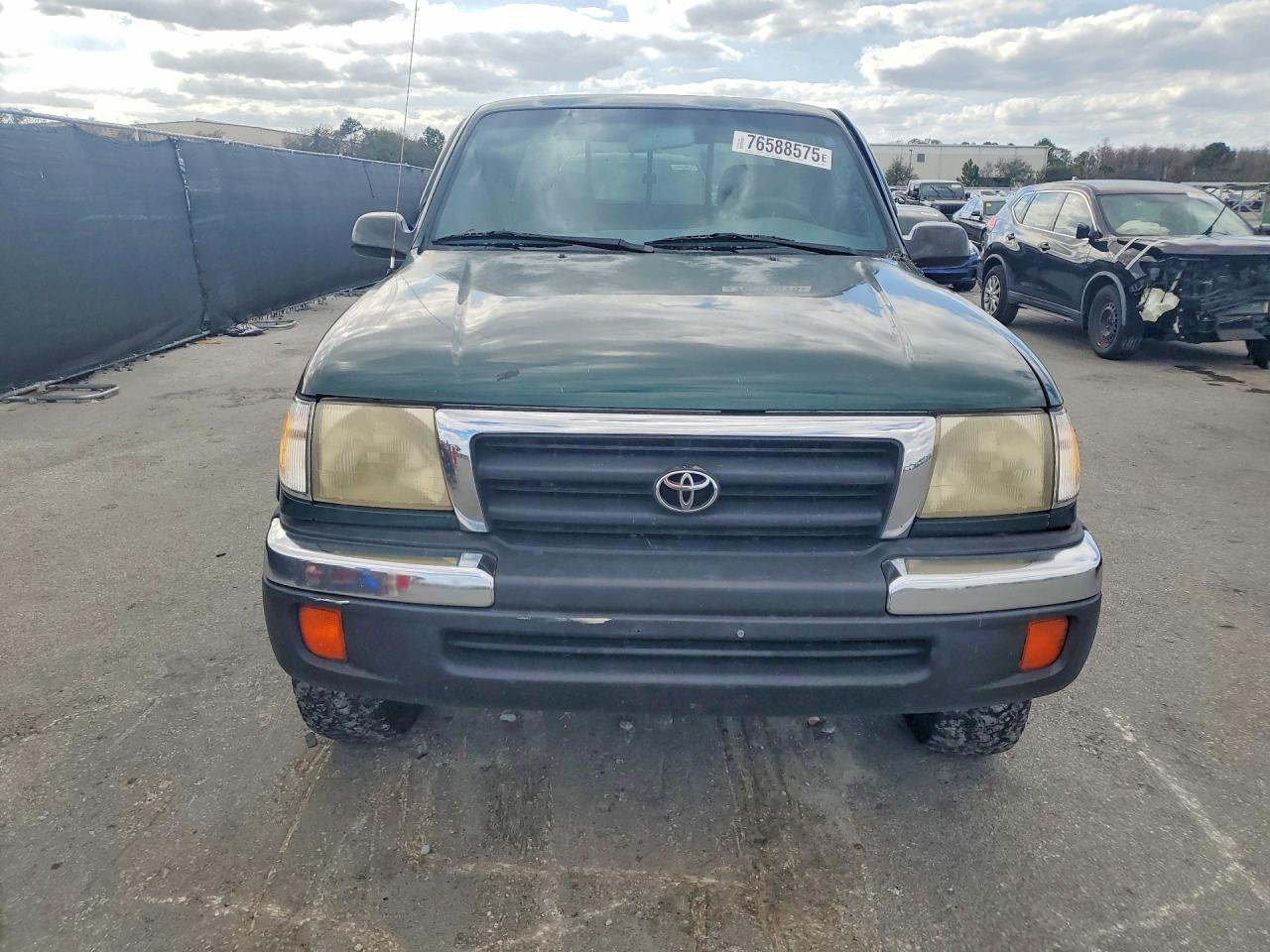 Toyota Tacoma Xtracab