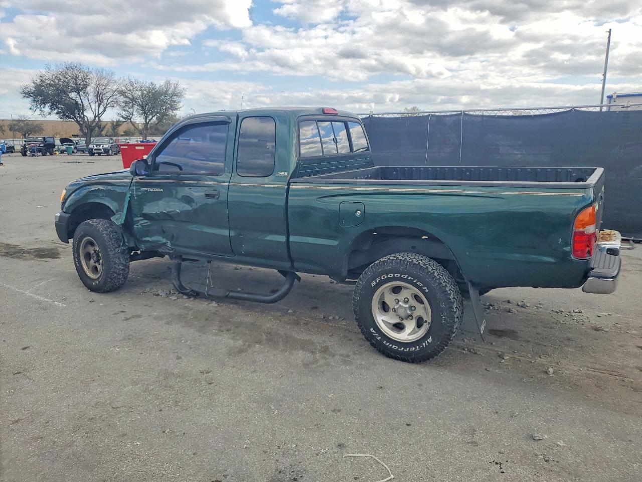 Toyota Tacoma Xtracab